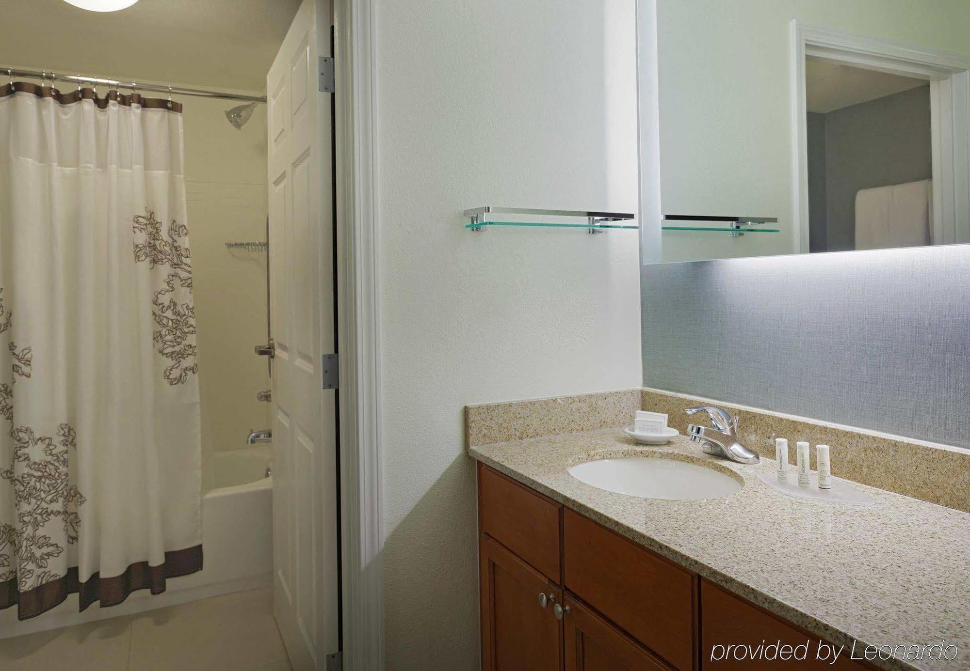 Residence Inn Houston By The Galleria Kültér fotó